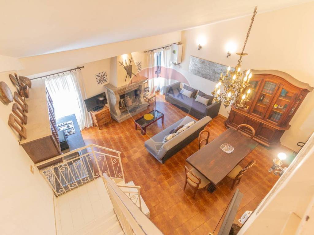 casa indipendente in vendita a Viterbo in zona Bagnaia