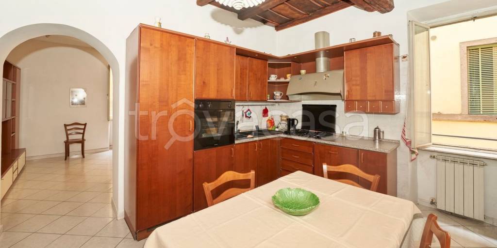 appartamento in vendita a Viterbo in zona Centro Città
