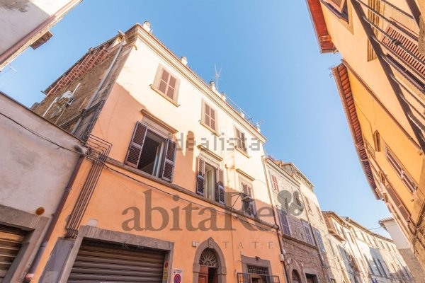 appartamento in vendita a Viterbo in zona Centro Città