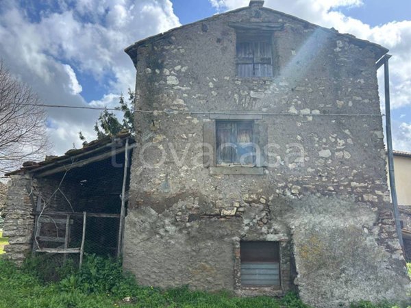 casa indipendente in vendita a Viterbo in zona Castel d'Asso
