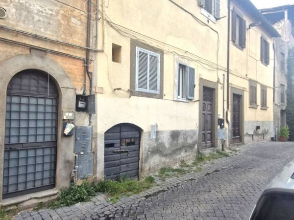 appartamento in vendita a Viterbo in zona Centro Città