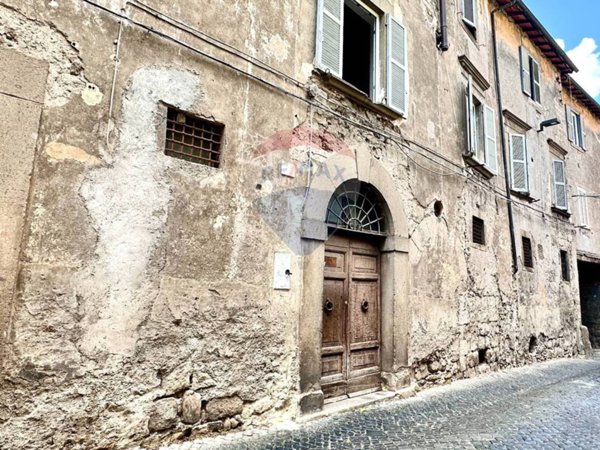 appartamento in vendita a Viterbo in zona Centro Città