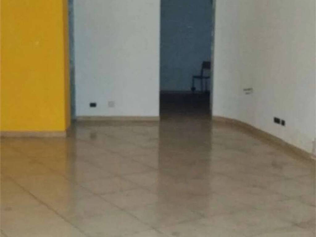 negozio in vendita a Viterbo in zona Centro Città