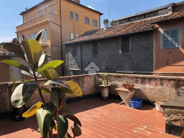 appartamento in vendita a Viterbo in zona Centro Città