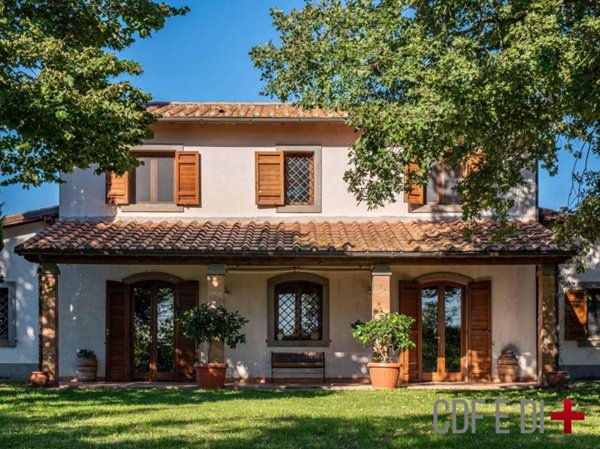 casa indipendente in vendita a Viterbo in zona Monterazzano