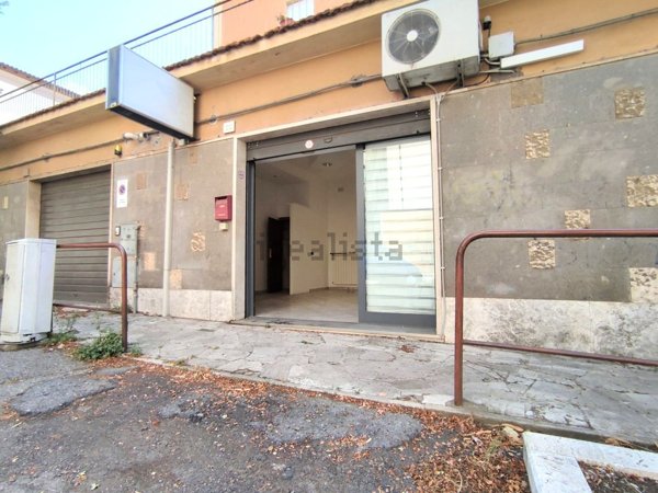 negozio in vendita a Viterbo