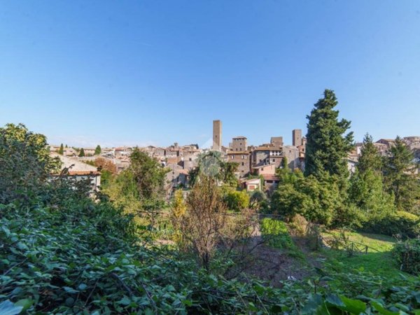appartamento in vendita a Viterbo in zona Centro Città