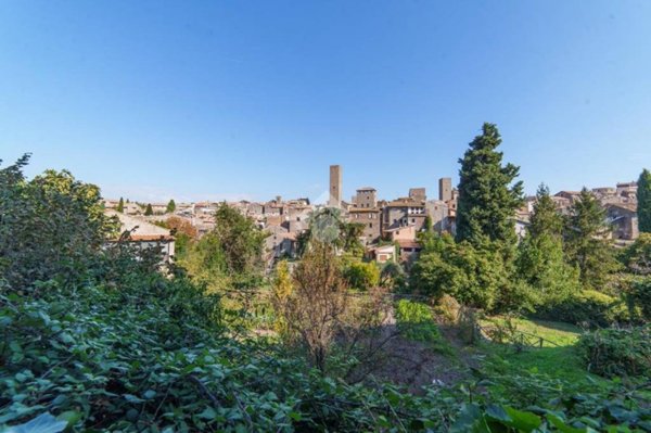 appartamento in vendita a Viterbo in zona Centro Città