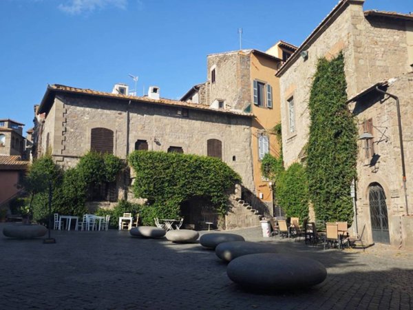 appartamento in vendita a Viterbo in zona Centro Città