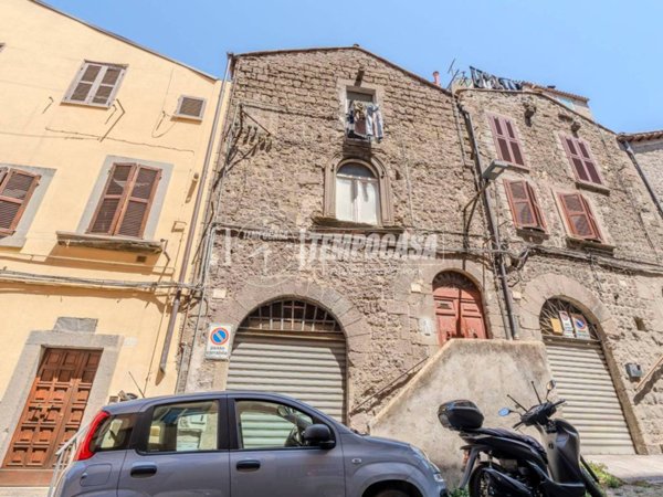 appartamento in vendita a Viterbo in zona Centro Città