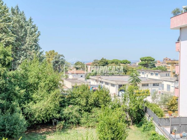 appartamento in vendita a Viterbo in zona Belcolle