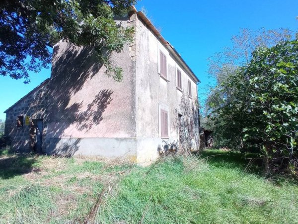 casa indipendente in vendita a Viterbo in zona Grotte Santo Stefano