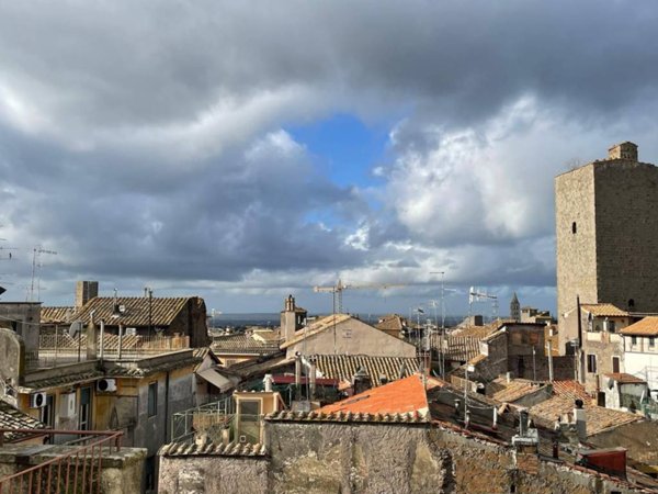 appartamento in vendita a Viterbo in zona Centro Città
