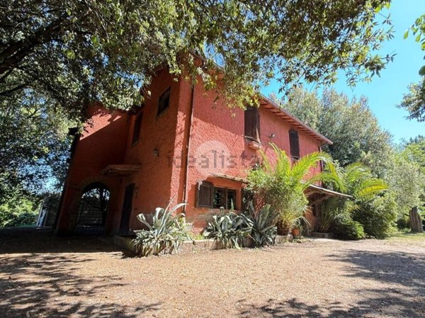 casa indipendente in vendita a Viterbo in zona La Quercia