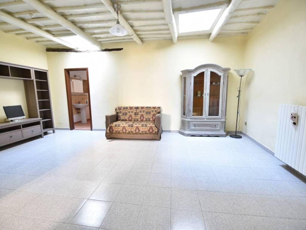 casa indipendente in vendita a Viterbo in zona Centro Città