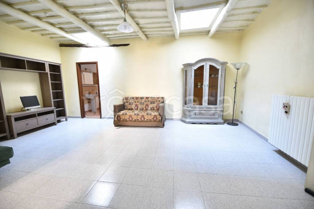casa indipendente in vendita a Viterbo in zona Centro Città
