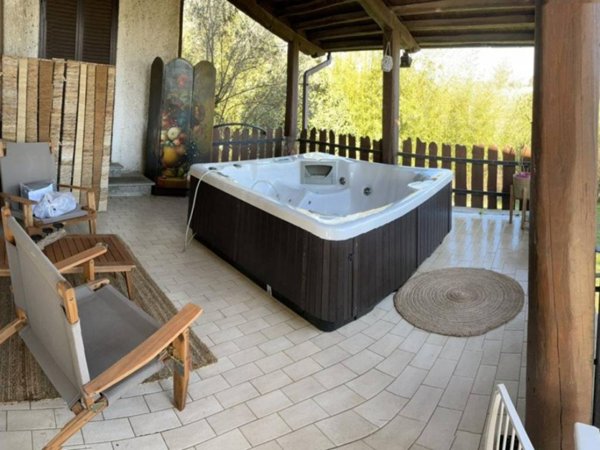 casa indipendente in vendita a Viterbo