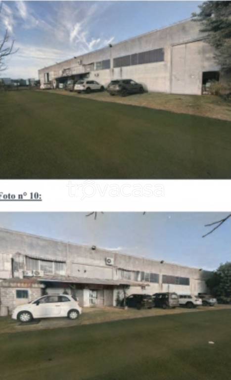 locale commerciale in vendita a Viterbo in zona Monterazzano