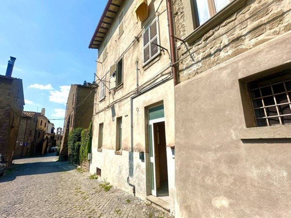 appartamento in vendita a Viterbo in zona Centro Città