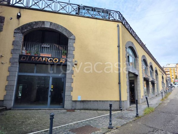 negozio in vendita a Viterbo