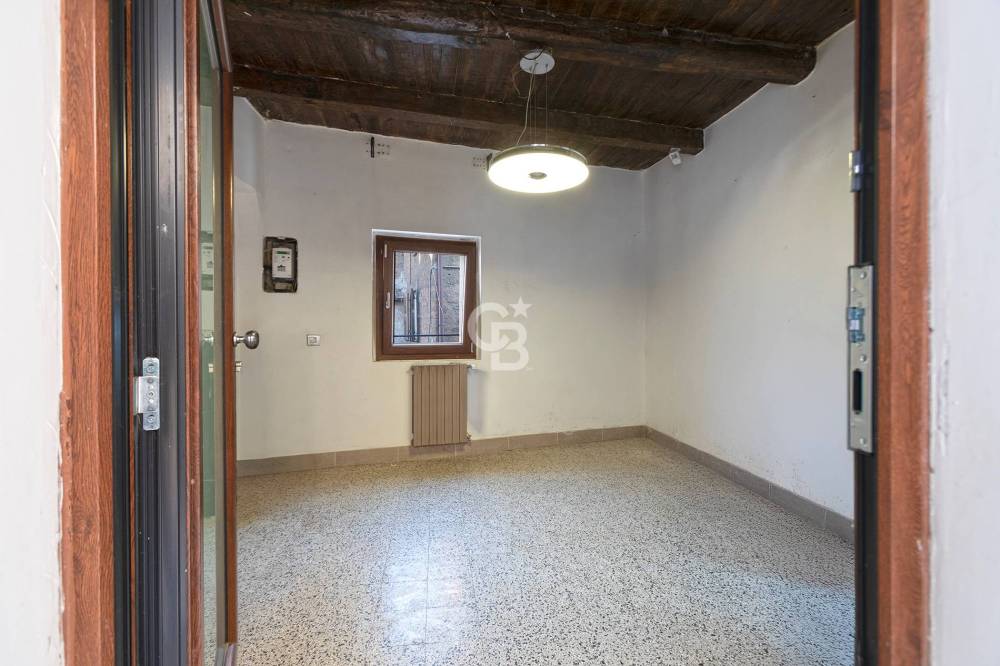 appartamento in vendita a Viterbo in zona Bagnaia