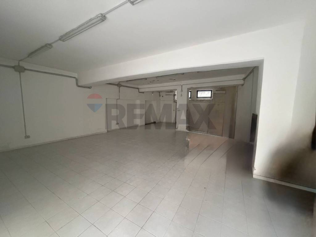 negozio in vendita a Viterbo