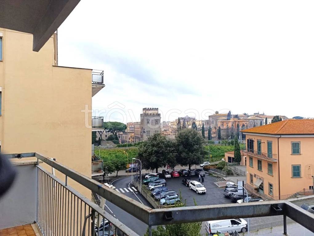 appartamento in vendita a Viterbo in zona Centro Città
