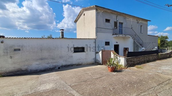 casa indipendente in vendita a Viterbo in zona Grotte Santo Stefano