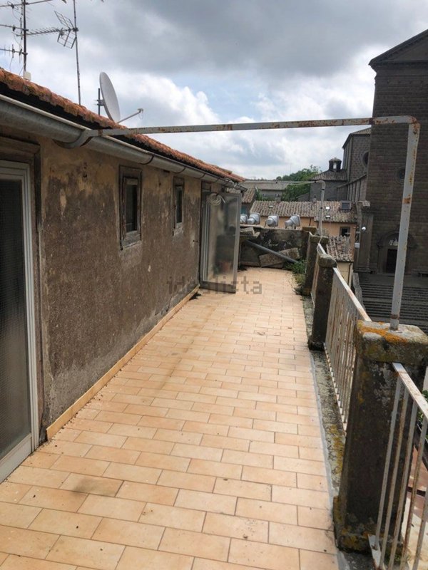 appartamento in vendita a Viterbo in zona La Quercia