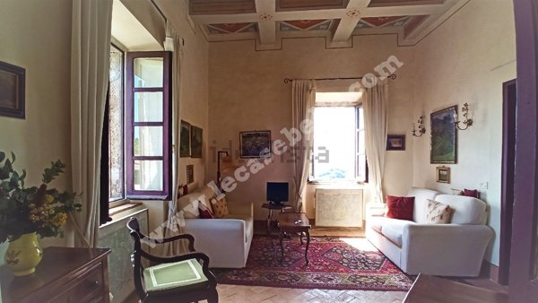 appartamento in vendita a Viterbo in zona Roccalvecce