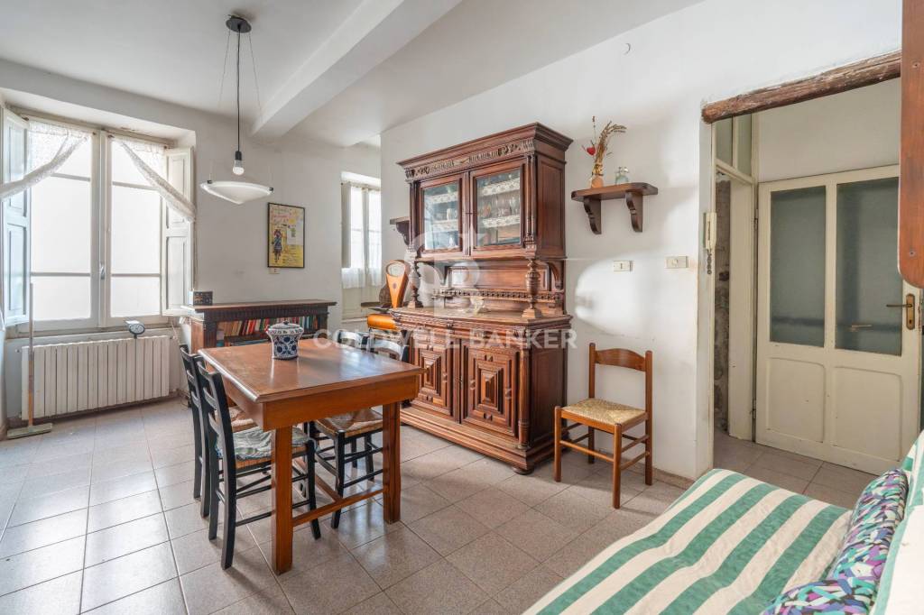 casa indipendente in vendita a Viterbo in zona Centro Città