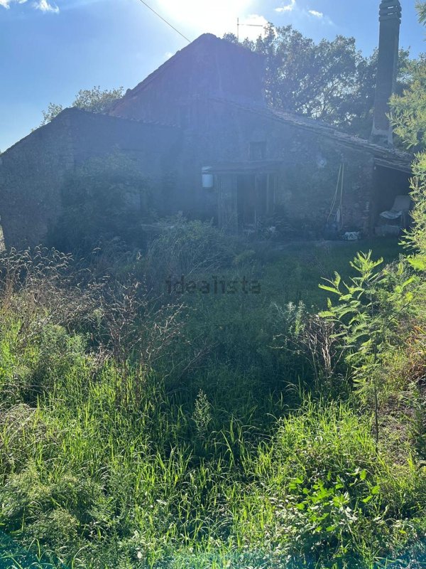 casa indipendente in vendita a Viterbo in zona San Martino al Cimino