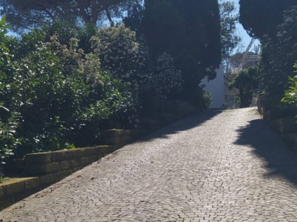 casa indipendente in vendita a Viterbo in zona Bagnaia