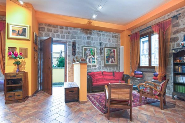 appartamento in vendita a Viterbo in zona Centro Città