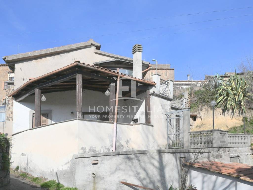 casa indipendente in vendita a Viterbo in zona Grotte Santo Stefano