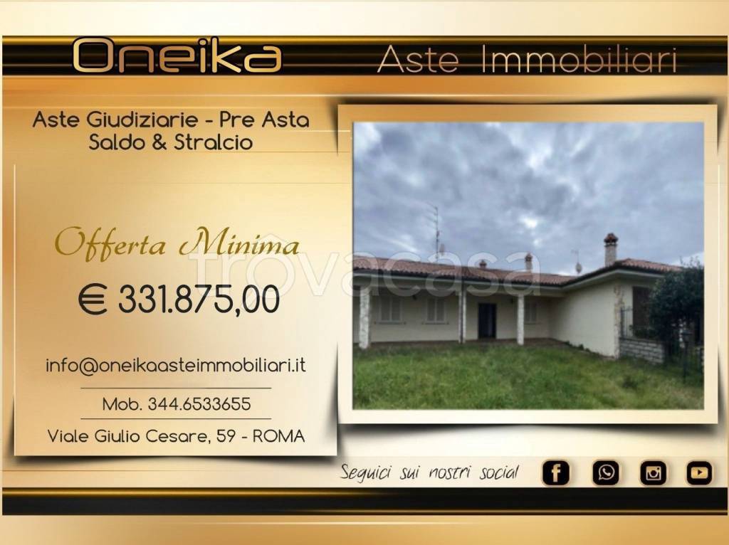 casa indipendente in vendita a Viterbo