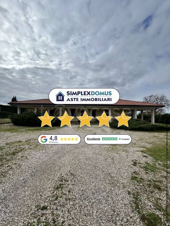 casa indipendente in vendita a Viterbo