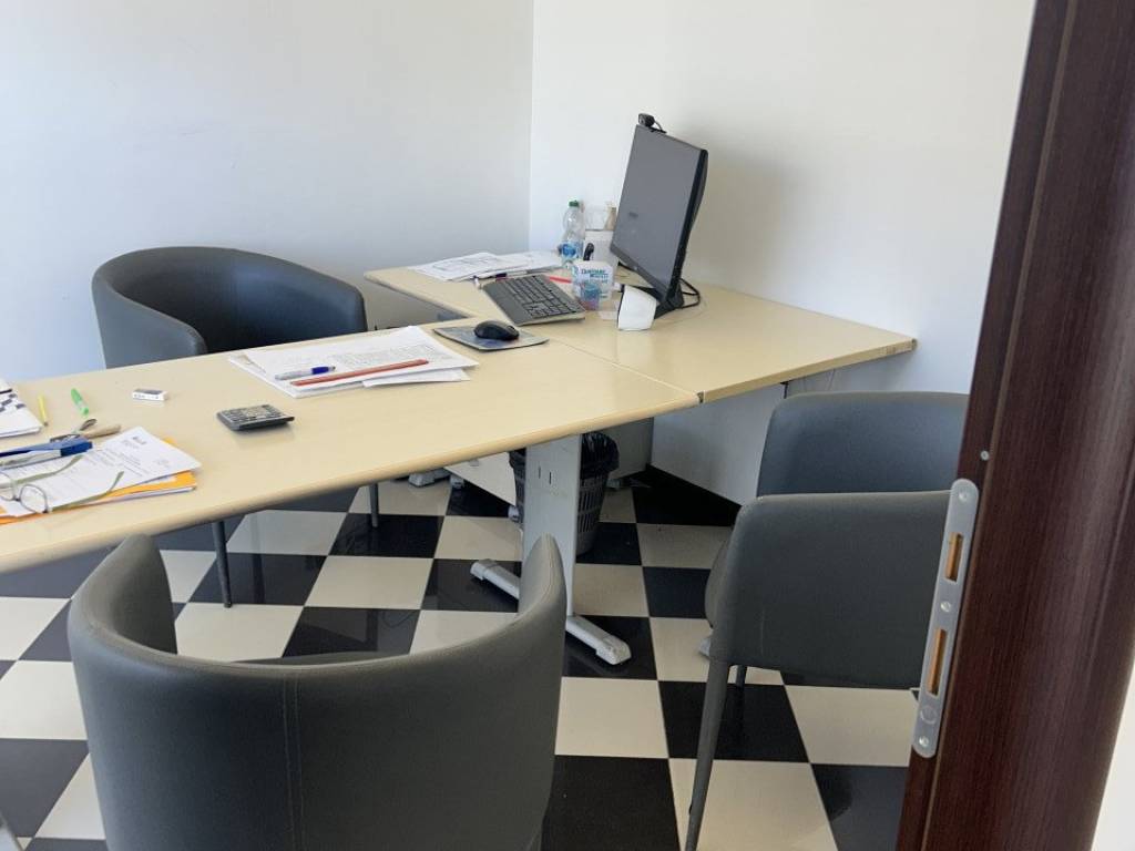 negozio in vendita a Viterbo