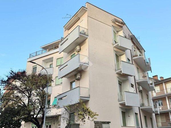 appartamento in vendita a Viterbo in zona Centro Città