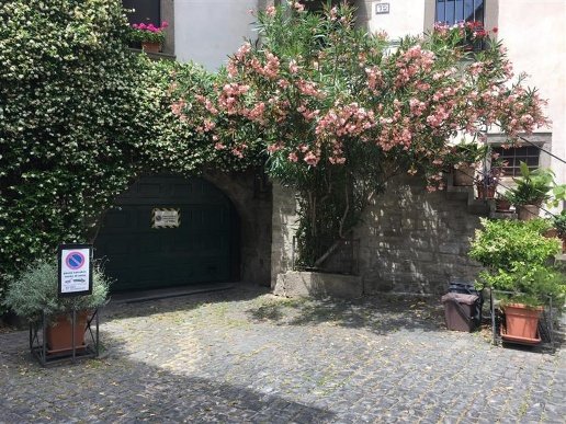 casa indipendente in vendita a Viterbo in zona Centro Città