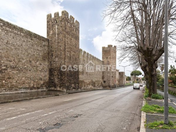 appartamento in vendita a Viterbo in zona Centro Città