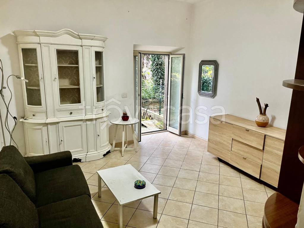 appartamento in vendita a Viterbo in zona Bagnaia