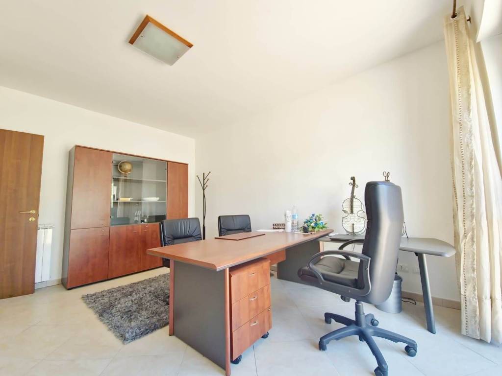 ufficio in vendita a Viterbo