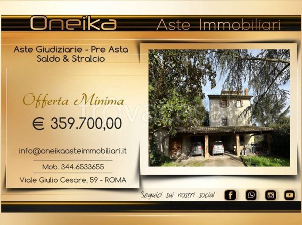 casa indipendente in vendita a Viterbo