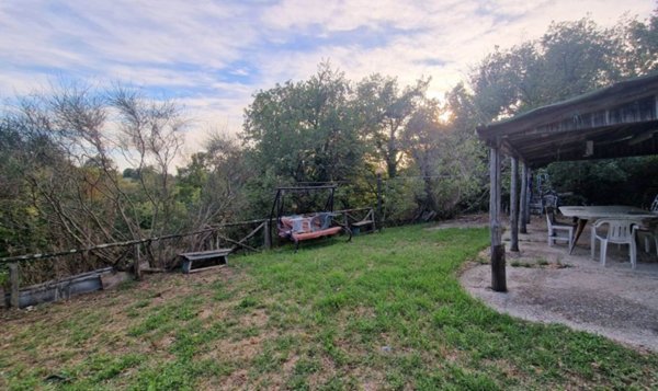 terreno agricolo in vendita a Viterbo in zona Tobia