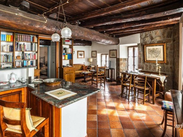 appartamento in vendita a Viterbo in zona Centro Città