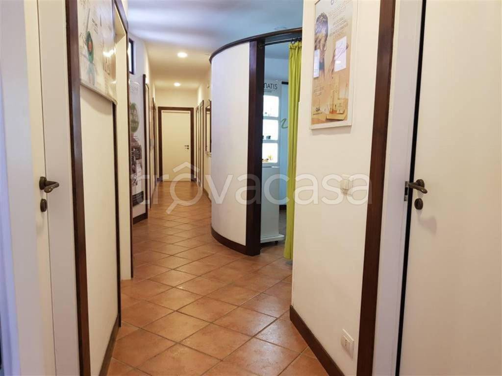 ufficio in vendita a Viterbo