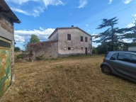 casa indipendente in vendita a Viterbo in zona Monterazzano