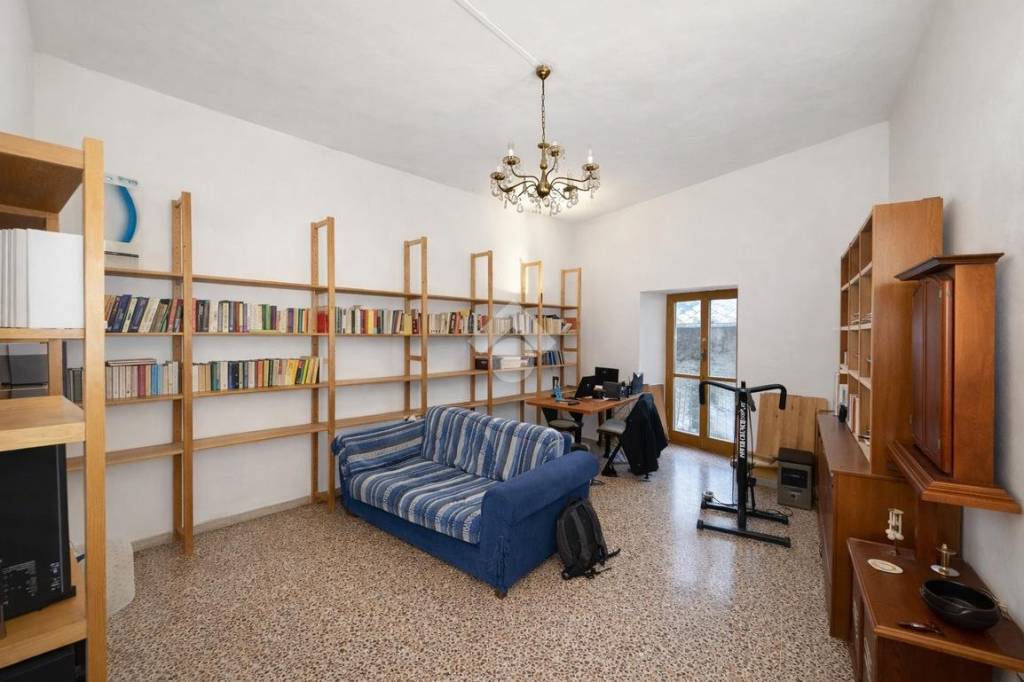 appartamento in vendita a Viterbo in zona Bagnaia