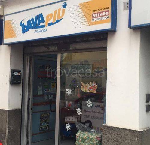 negozio in vendita a Viterbo in zona Centro Città